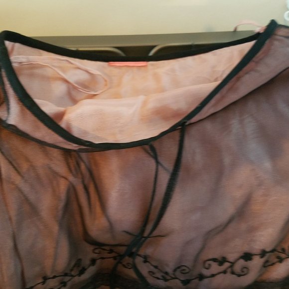 Black lace skirt . Size 8 - Picture 8 of 9